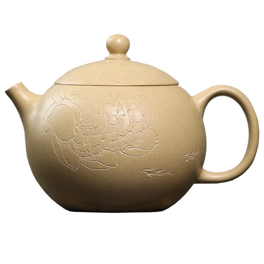 White Beauty – Yixing Zisha Teapot by Fan Qinjun