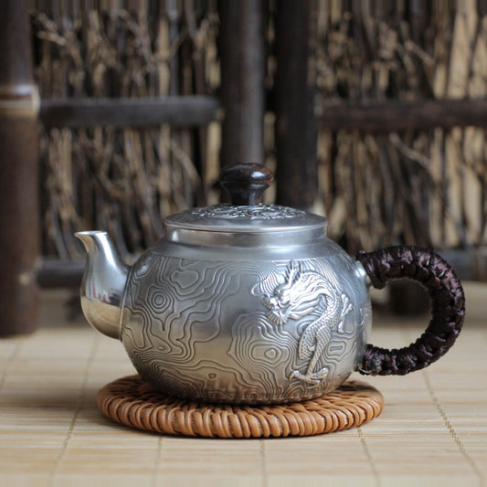 Pure Silver 999 "Roving Dragon" Teapot * 120ml