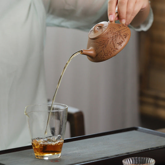 Clear Wind Bamboo Leaf Ziye Yixing Teapot · Old Duan Clay · Handmade by Shen Wenjuan (165ml)